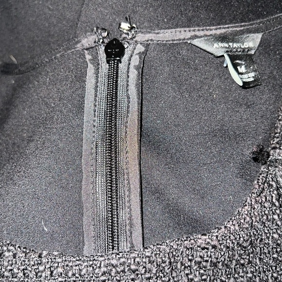 Ann Taylor textured fringe detailing sleeveless round neckline black top blouse - Picture 8 of 11